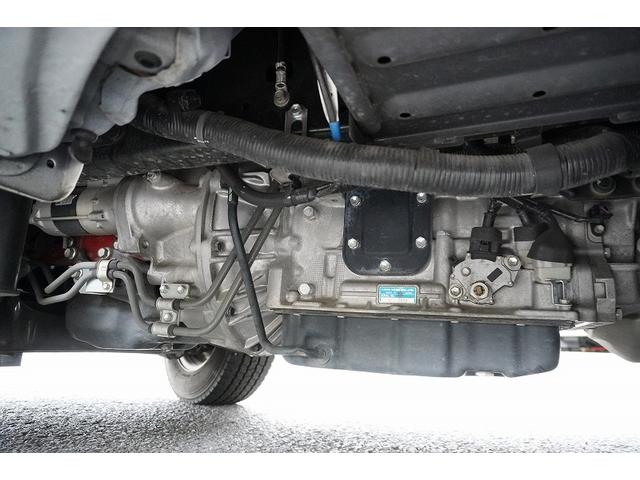 デュトロ ルートバン　５ドア　ディーゼル　２トン　和光工業パワーゲート　ジャストロー　積載２０００ｋｇ　３人乗　リア跳上ドア　荷台板張り　荷室加工有　ナビ　バックカメラ　ＡＴ　リフト（35枚目）