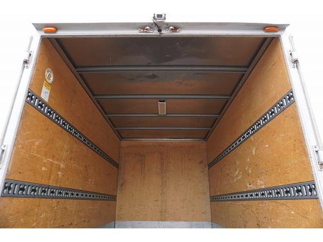 デュトロ １０尺　アルミバン　２トン積　ラッシング２段　全高２７８ｃｍ　積載２０００ｋｇ　バックカメラ　ナビ　ＥＴＣ　左電格ミラー　ＬＥＤヘッドライト　電動パーキングブレーキ　クリアランスソナー　９０度ストッパー　パブコ製　ＡＴ　標準幅　ショート（26枚目）