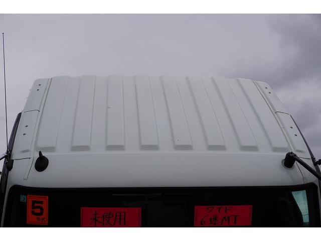ファイター 増トン　ワイド　５段クレーン　７．２トン積　６ｍ長　ラジコン　ベッド付　積載７２００ｋｇ　タダノ製　アルミブロック　フックイン　２．９３ｔ吊　角足　ＥＴＣ２．０　坂道発進補助　オートエアコン　リーフサス　メッキ　６速ＭＴ（13枚目）