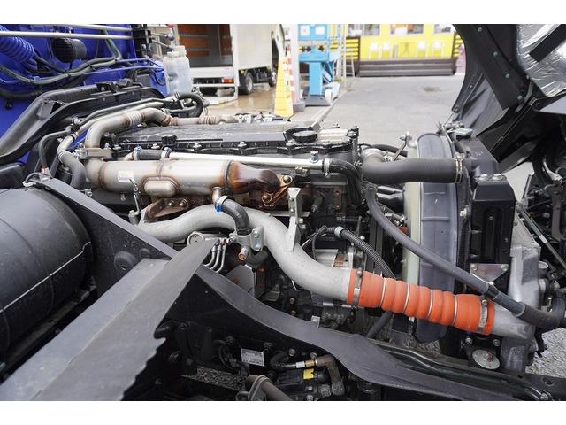 ファイター 増トン　ワイド　５段クレーン　７．２トン積　６ｍ長　ラジコン　ベッド付　積載７２００ｋｇ　タダノ製　アルミブロック　フックイン　２．９３ｔ吊　角足　ＥＴＣ２．０　坂道発進補助　オートエアコン　リーフサス　メッキ　６速ＭＴ（36枚目）