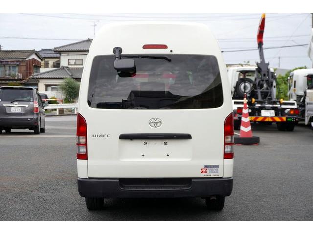 ハイエースバン ロングＤＸ　４ドア　ガソリン　６人乗　パワーゲート　荷室加工　ハイルーフ　トヨタ車体製リフト　荷台板張り　ラッシング１段　小窓　バックカメラ　純正ナビ　ワンセグＴＶ　ＡＴ（4枚目）