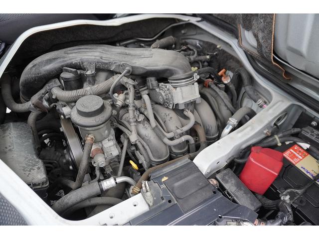 ハイエースバン ロングＤＸ　４ドア　ガソリン　６人乗　パワーゲート　荷室加工　ハイルーフ　トヨタ車体製リフト　荷台板張り　ラッシング１段　小窓　バックカメラ　純正ナビ　ワンセグＴＶ　ＡＴ（26枚目）
