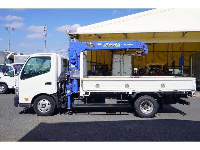 ダイナトラック ワイドロング　４段クレーン　２トン積　ラジコン　２．６３ｔ吊　積載２０００ｋｇ　タダノ製　フックイン　セイコーラック　鳥居下部鉄板張り　ロープ穴３対　ＥＴＣ　５速ＭＴ（2枚目）