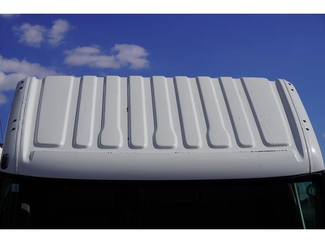 ダイナトラック ワイドロング　４段クレーン　２トン積　ラジコン　２．６３ｔ吊　積載２０００ｋｇ　タダノ製　フックイン　セイコーラック　鳥居下部鉄板張り　ロープ穴３対　ＥＴＣ　５速ＭＴ（13枚目）