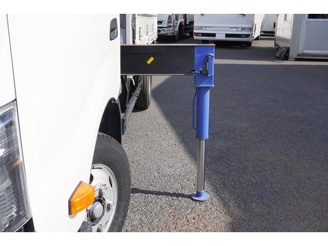 ダイナトラック ワイドロング　４段クレーン　２トン積　ラジコン　２．６３ｔ吊　積載２０００ｋｇ　タダノ製　フックイン　セイコーラック　鳥居下部鉄板張り　ロープ穴３対　ＥＴＣ　５速ＭＴ（17枚目）