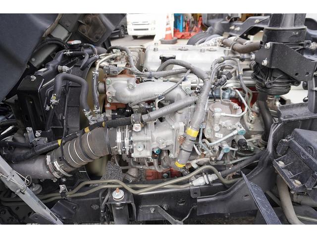 ヒノレンジャー 増トン パッカー車 プレス式 10.2立米 連続動作 新明和 ベッドレス 塵芥車 積載4200kg 防臭ドア 汚水タンク 網工具入れ バックカメラ ETC2.0 坂道発進補助 衝突軽減ブレーキ 車線逸脱警報 6速MT 段ボール 車両総重量10970kg(28枚目)