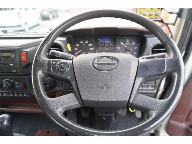 ヒノレンジャー 増トン パッカー車 プレス式 10.2立米 連続動作 新明和 ベッドレス 塵芥車 積載4200kg 防臭ドア 汚水タンク 網工具入れ バックカメラ ETC2.0 坂道発進補助 衝突軽減ブレーキ 車線逸脱警報 6速MT 段ボール 車両総重量10970kg(34枚目)