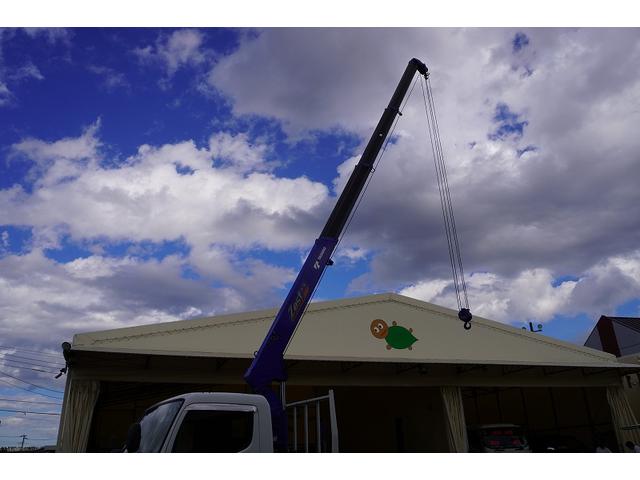 キャンター ワイド超ロング 4段クレーン ラジコン 2.93t吊 5MT 積載3350kg タダノ製 フックイン セイコーラック フォグランプ 左電格ミラー 衝突軽減ブレーキ 車線逸脱警報 ETC キーレス(24枚目)