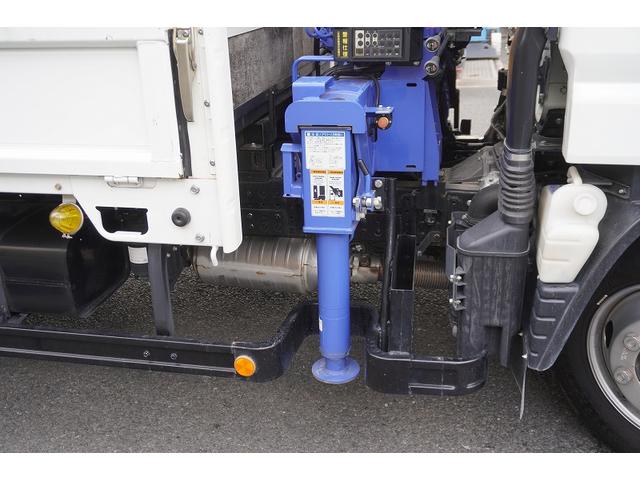 キャンター ワイド超ロング 4段クレーン ラジコン 2.93t吊 5MT 積載3350kg タダノ製 フックイン セイコーラック フォグランプ 左電格ミラー 衝突軽減ブレーキ 車線逸脱警報 ETC キーレス(34枚目)