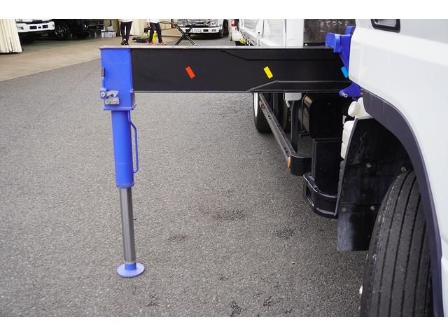 キャンター ワイド超ロング 4段クレーン ラジコン 2.93t吊 5MT 積載3350kg タダノ製 フックイン セイコーラック フォグランプ 左電格ミラー 衝突軽減ブレーキ 車線逸脱警報 ETC キーレス(40枚目)