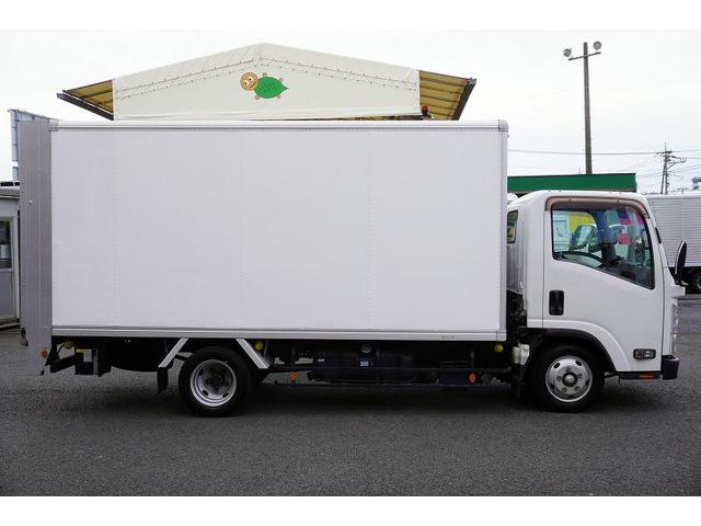 エルフトラック ロング パネルバン 跳上式 垂直パワーゲート 2トン AT 標準幅 積載1600kg ラッシング2段 バックカメラ 左電格ミラー キーレス 全低床 北村製 車両総重量4980kg アルミバン リフト(4枚目)