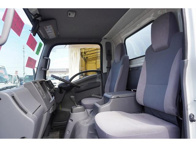 エルフトラック ロング パネルバン 跳上式 垂直パワーゲート 2トン AT 標準幅 積載1600kg ラッシング2段 バックカメラ 左電格ミラー キーレス 全低床 北村製 車両総重量4980kg アルミバン リフト(35枚目)