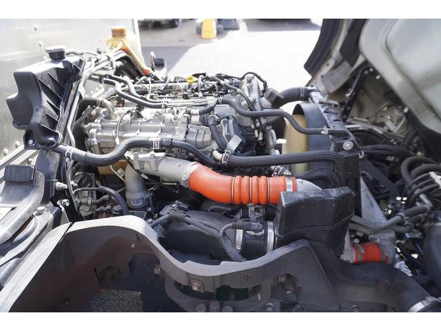 キャンター １０尺　アルミバン　２トン積　低箱　サイドドア　リア三枚扉　積載２０００ｋｇ　ラッシング１段　９０度ストッパー　左電格ミラー　キーレス　バックカメラ　ＥＴＣ　パブコ製　５速ＭＴ　標準幅　ショート（37枚目）