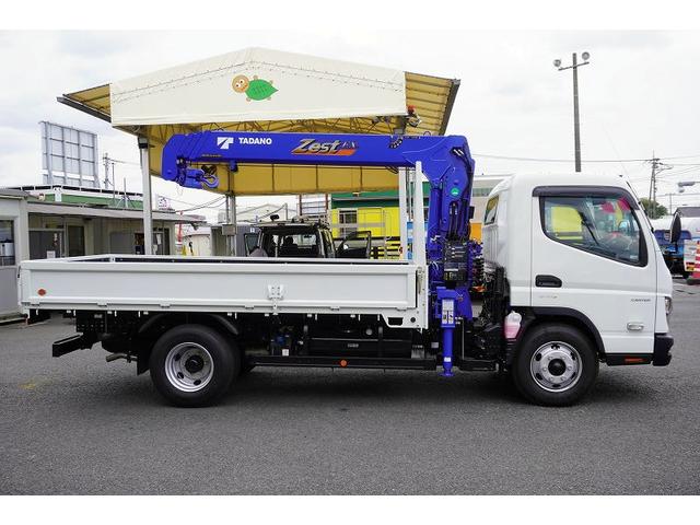 キャンター ワイドロング 4段クレーン 3.35t ラジコン 2.9t吊 積載3350kg タダノ製 フックイン バックカメラ ETC 坂道発進補助 左電格ミラー LEDヘッドライト フォグランプ スマートキー 衝突軽減ブレーキ 車線逸脱警報 5速MT(6枚目)