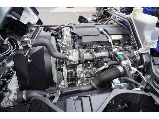 キャンター ワイドロング 4段クレーン 3.35t ラジコン 2.9t吊 積載3350kg タダノ製 フックイン バックカメラ ETC 坂道発進補助 左電格ミラー LEDヘッドライト フォグランプ スマートキー 衝突軽減ブレーキ 車線逸脱警報 5速MT(33枚目)