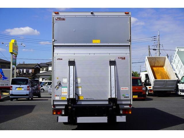 エルフトラック ワイドロング　アルミバン　２トン積　跳上パワーゲート　高箱　積載２０００ｋｇ　ラッシング３段　バックカメラ　ＥＴＣ　坂道発進補助　左電格ミラー　フォグランプ　日本フルハーフ製　６速ＭＴ（4枚目）