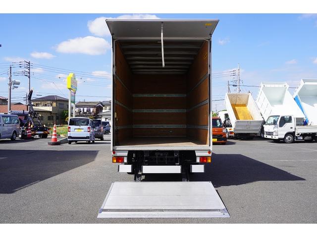 エルフトラック ワイドロング　アルミバン　２トン積　跳上パワーゲート　高箱　積載２０００ｋｇ　ラッシング３段　バックカメラ　ＥＴＣ　坂道発進補助　左電格ミラー　フォグランプ　日本フルハーフ製　６速ＭＴ（31枚目）