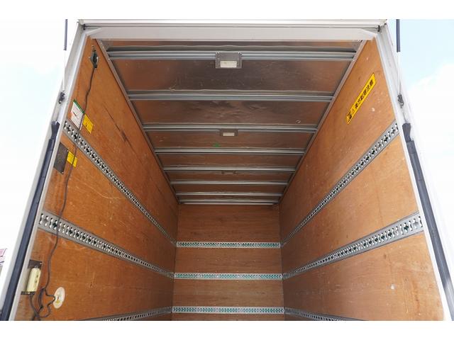 エルフトラック ワイドロング　アルミバン　２トン積　跳上パワーゲート　高箱　積載２０００ｋｇ　ラッシング３段　バックカメラ　ＥＴＣ　坂道発進補助　左電格ミラー　フォグランプ　日本フルハーフ製　６速ＭＴ（32枚目）