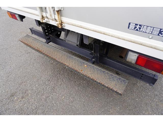 キャンター ワイドロング　アルミバン　３．５トン積　サイドドア　５速ＭＴ　積載３５００ｋｇ　ラッシング２段　９０度ストッパー　バックカメラ　左電格ミラー　坂道発進補助　フォグランプ　衝突軽減ブレーキ　車線逸脱警報　パブコ製（37枚目）