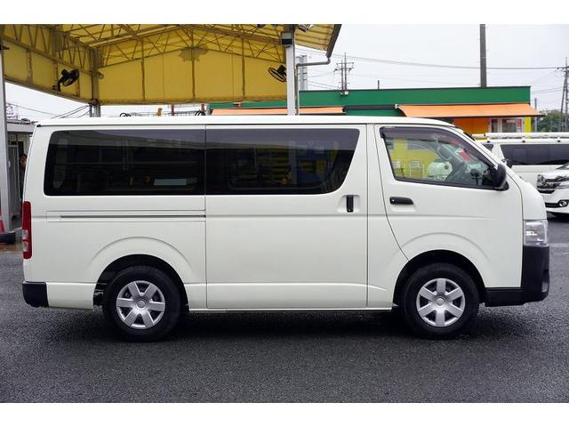 レジアスエースバン ロングＤＸ　５ドア　ガソリン車　３人乗り　パワーゲート　ＡＴ　トヨタ車体製　キーレス　ＥＴＣ　リフト（6枚目）