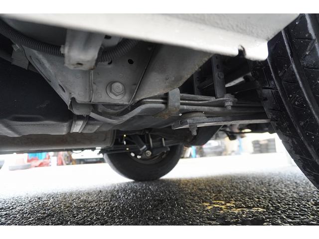 レジアスエースバン ロングＤＸ　５ドア　ガソリン車　３人乗り　パワーゲート　ＡＴ　トヨタ車体製　キーレス　ＥＴＣ　リフト（16枚目）