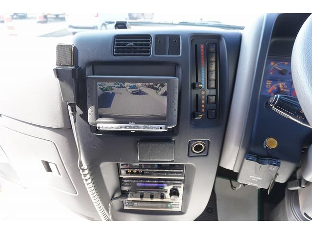 メルファ 観光バス 28人乗 スイング自動ドア トランク 荷室スペース 2ドア モケットシート リクライニング 小型トランク エアサス 後席モニター 冷蔵庫 マイク オートエアコン バックカメラ ルームラック ETC メッキホイールライナー AT ガイド席 フルセグTV(26枚目)