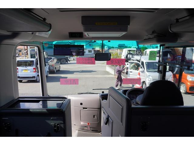 メルファ 観光バス 28人乗 スイング自動ドア トランク 荷室スペース 2ドア モケットシート リクライニング 小型トランク エアサス 後席モニター 冷蔵庫 マイク オートエアコン バックカメラ ルームラック ETC メッキホイールライナー AT ガイド席 フルセグTV(28枚目)