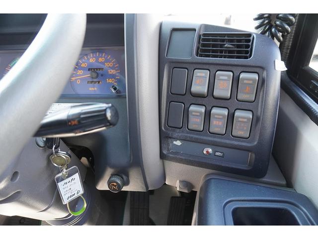 メルファ 観光バス 28人乗 スイング自動ドア トランク 荷室スペース 2ドア モケットシート リクライニング 小型トランク エアサス 後席モニター 冷蔵庫 マイク オートエアコン バックカメラ ルームラック ETC メッキホイールライナー AT ガイド席 フルセグTV(35枚目)