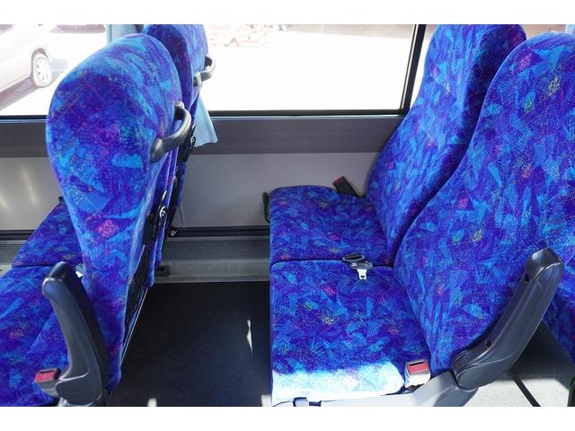 メルファ 観光バス 28人乗 スイング自動ドア トランク 荷室スペース 2ドア モケットシート リクライニング 小型トランク エアサス 後席モニター 冷蔵庫 マイク オートエアコン バックカメラ ルームラック ETC メッキホイールライナー AT ガイド席 フルセグTV(48枚目)