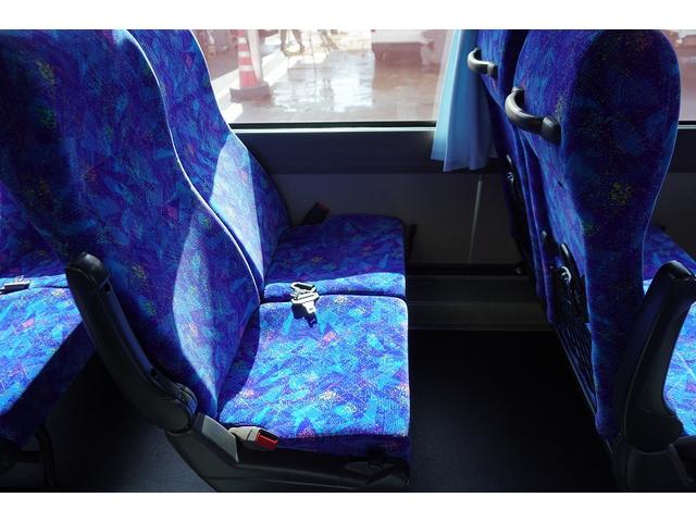 メルファ 観光バス 28人乗 スイング自動ドア トランク 荷室スペース 2ドア モケットシート リクライニング 小型トランク エアサス 後席モニター 冷蔵庫 マイク オートエアコン バックカメラ ルームラック ETC メッキホイールライナー AT ガイド席 フルセグTV(49枚目)