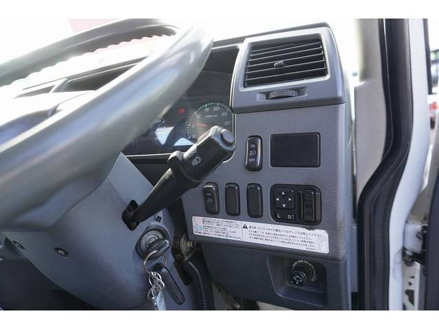 ファイター ミキサー車 カヤバ製 11.5トン積 ドラム容量9.8立米 大型 3軸 ベッド付 積載11500kg 電動ホッパーカバー 水タンク 自動洗浄 混合容量5.0立米 アルミホイール 坂道発進補助 ミラーヒーター ETC 6速MT(24枚目)