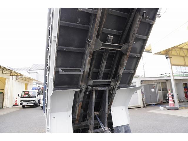 エルフトラック 強化　ローダーダンプ　三方開　３トン積　手動コボレーン　新明和製　積載３０００ｋｇ　スライド用ラジコン　ダンプピン　ＥＴＣ　キーレス　ＡＴ（43枚目）