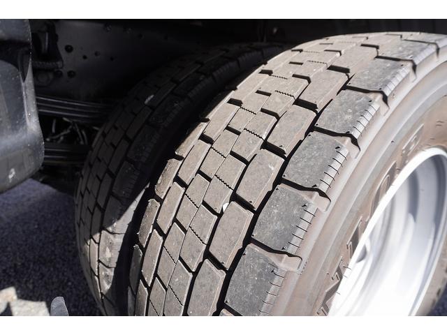 ファイター 増トン 5段セルフクレーン 7.2トン積 6m長 ラジコン ワイド ベッド付 積載7200kg 古河ユニック製 ハイジャッキ アユミ板掛け フックイン 2.93t吊 坂道発進補助 メッキ 衝突軽減ブレーキ 車線逸脱警報 回送 6速MT 重機運搬 ETC2.0(12枚目)