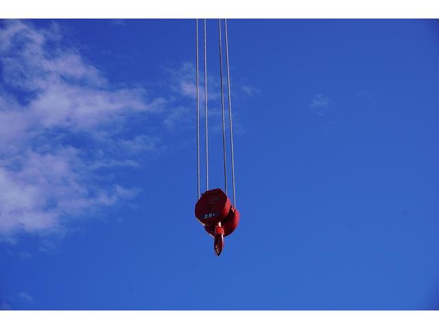 ファイター 増トン 5段セルフクレーン 7.2トン積 6m長 ラジコン ワイド ベッド付 積載7200kg 古河ユニック製 ハイジャッキ アユミ板掛け フックイン 2.93t吊 坂道発進補助 メッキ 衝突軽減ブレーキ 車線逸脱警報 回送 6速MT 重機運搬 ETC2.0(16枚目)