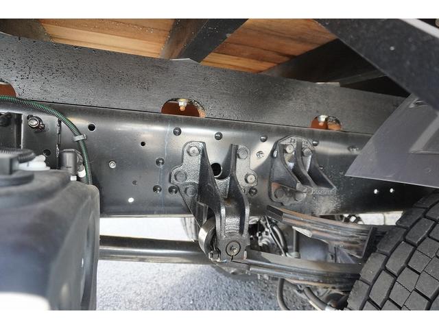 ファイター 増トン 5段セルフクレーン 7.2トン積 6m長 ラジコン ワイド ベッド付 積載7200kg 古河ユニック製 ハイジャッキ アユミ板掛け フックイン 2.93t吊 坂道発進補助 メッキ 衝突軽減ブレーキ 車線逸脱警報 回送 6速MT 重機運搬 ETC2.0(18枚目)