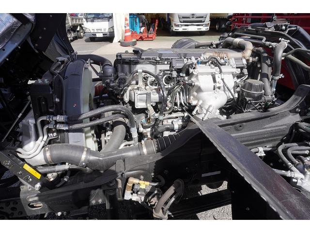 ファイター 増トン 5段セルフクレーン 7.2トン積 6m長 ラジコン ワイド ベッド付 積載7200kg 古河ユニック製 ハイジャッキ アユミ板掛け フックイン 2.93t吊 坂道発進補助 メッキ 衝突軽減ブレーキ 車線逸脱警報 回送 6速MT 重機運搬 ETC2.0(23枚目)