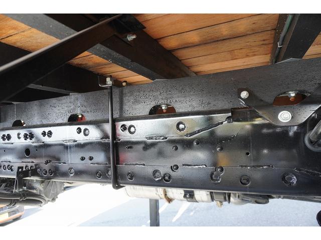 ファイター 増トン 5段セルフクレーン 7.2トン積 6m長 ラジコン ワイド ベッド付 積載7200kg 古河ユニック製 ハイジャッキ アユミ板掛け フックイン 2.93t吊 坂道発進補助 メッキ 衝突軽減ブレーキ 車線逸脱警報 回送 6速MT 重機運搬 ETC2.0(27枚目)