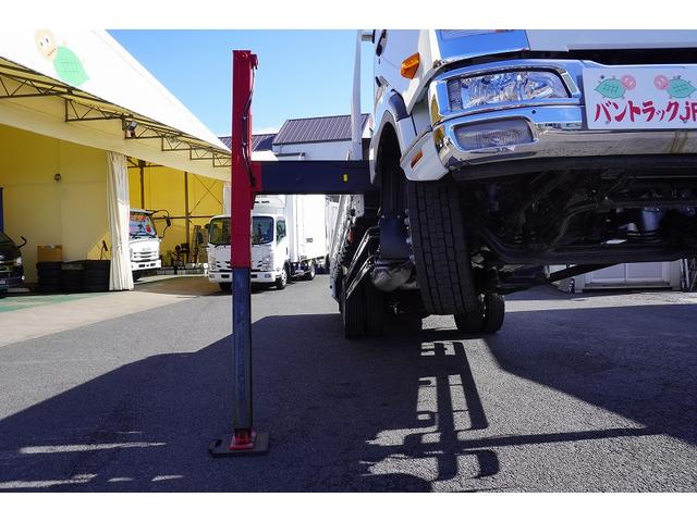 ファイター 増トン 5段セルフクレーン 7.2トン積 6m長 ラジコン ワイド ベッド付 積載7200kg 古河ユニック製 ハイジャッキ アユミ板掛け フックイン 2.93t吊 坂道発進補助 メッキ 衝突軽減ブレーキ 車線逸脱警報 回送 6速MT 重機運搬 ETC2.0(29枚目)