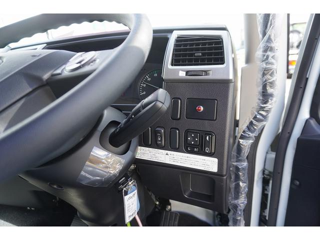 ファイター 増トン 5段セルフクレーン 7.2トン積 6m長 ラジコン ワイド ベッド付 積載7200kg 古河ユニック製 ハイジャッキ アユミ板掛け フックイン 2.93t吊 坂道発進補助 メッキ 衝突軽減ブレーキ 車線逸脱警報 回送 6速MT 重機運搬 ETC2.0(40枚目)