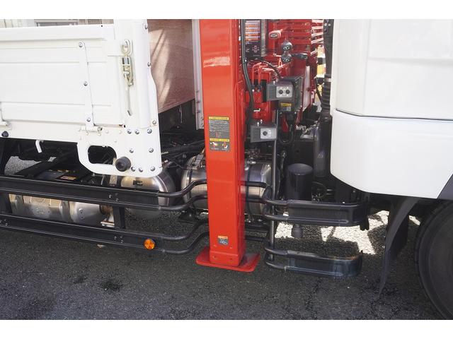 ファイター 増トン 5段セルフクレーン 7.2トン積 6m長 ラジコン ワイド ベッド付 積載7200kg 古河ユニック製 ハイジャッキ アユミ板掛け フックイン 2.93t吊 坂道発進補助 メッキ 衝突軽減ブレーキ 車線逸脱警報 回送 6速MT 重機運搬 ETC2.0(46枚目)