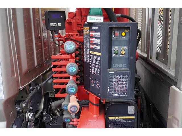 キャンター カスタム ロング 4段クレーン ラジコン 2.63t吊 2t 標準幅 積載2000kg 古河ユニック製 フックイン セイコーラック 鳥居工具箱 鳥居上部金網張り アオリ上部プロテクター付 左電格ミラー バックカメラ ETC フォグランプ カゴ 5速MT 2トン(41枚目)