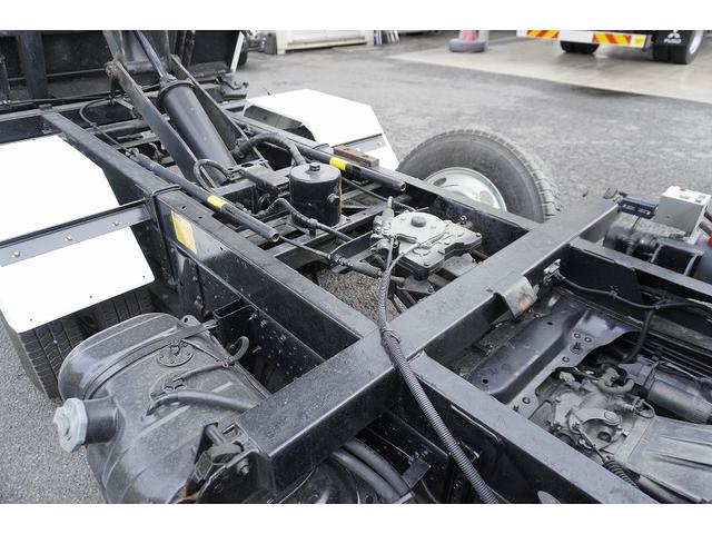 エルフトラック 強化　三転ダンプ　２トン積　三方開　運転席側アオリ油圧開閉式　新明和製　積載２０００ｋｇ　リアダンプピン　鳥居アングル補強　左電格ミラー　坂道発進補助　ＥＴＣ　６速ＭＴ（42枚目）