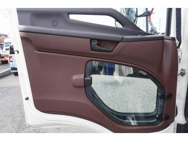 ヒノレンジャー 増トン ベッド付 4段セルフクレーン 7.4トン積 ラジコン 標準幅 積載7400kg タダノ製 ハイジャッキ アユミ板掛け フックイン 2.93t吊 差違いアウトリガー 5.4m長 セイコーラック ロープ穴5対 ETC2.0 6速MT 重機運搬 回送(21枚目)