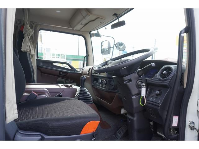 ヒノレンジャー 増トン ベッド付 4段セルフクレーン 7.4トン積 ラジコン 標準幅 積載7400kg タダノ製 ハイジャッキ アユミ板掛け フックイン 2.93t吊 差違いアウトリガー 5.4m長 セイコーラック ロープ穴5対 ETC2.0 6速MT 重機運搬 回送(29枚目)