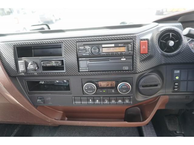 ヒノレンジャー 増トン ベッド付 4段セルフクレーン 7.4トン積 ラジコン 標準幅 積載7400kg タダノ製 ハイジャッキ アユミ板掛け フックイン 2.93t吊 差違いアウトリガー 5.4m長 セイコーラック ロープ穴5対 ETC2.0 6速MT 重機運搬 回送(32枚目)