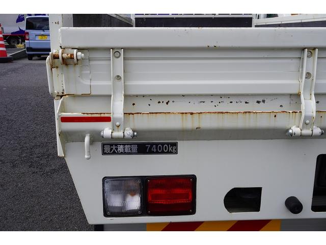 ヒノレンジャー 増トン ベッド付 4段セルフクレーン 7.4トン積 ラジコン 標準幅 積載7400kg タダノ製 ハイジャッキ アユミ板掛け フックイン 2.93t吊 差違いアウトリガー 5.4m長 セイコーラック ロープ穴5対 ETC2.0 6速MT 重機運搬 回送(37枚目)