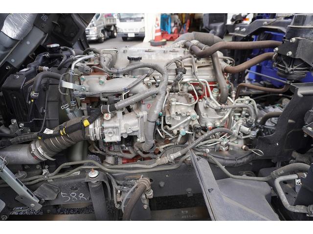 ヒノレンジャー 増トン ベッド付 4段セルフクレーン 7.4トン積 ラジコン 標準幅 積載7400kg タダノ製 ハイジャッキ アユミ板掛け フックイン 2.93t吊 差違いアウトリガー 5.4m長 セイコーラック ロープ穴5対 ETC2.0 6速MT 重機運搬 回送(42枚目)