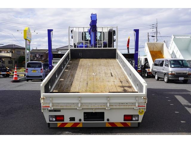 ヒノレンジャー 増トン ベッド付 4段セルフクレーン 7.4トン積 ラジコン 標準幅 積載7400kg タダノ製 ハイジャッキ アユミ板掛け フックイン 2.93t吊 差違いアウトリガー 5.4m長 セイコーラック ロープ穴5対 ETC2.0 6速MT 重機運搬 回送(46枚目)