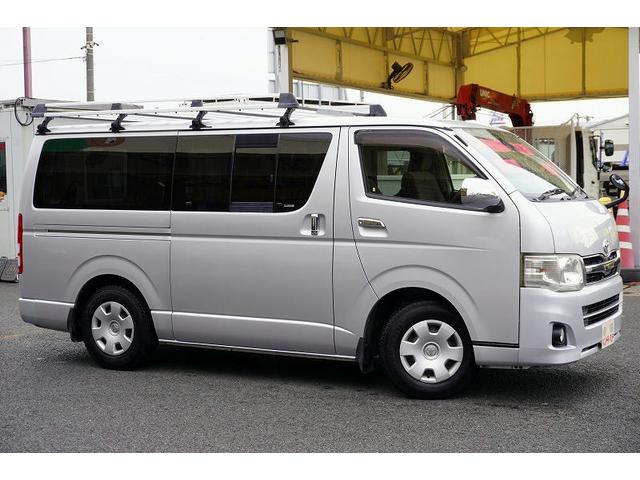 ハイエースバン ロング スーパーGL 5ドア ガソリン パワーゲート 5人乗 トヨタ車体製リフト 荷台板張り ルーフキャリア ラダー バックカメラ ナビ ワンセグTV ETC 小窓 電格ミラー オートエアコン AT リフト リアクリアランスソナー(7枚目)