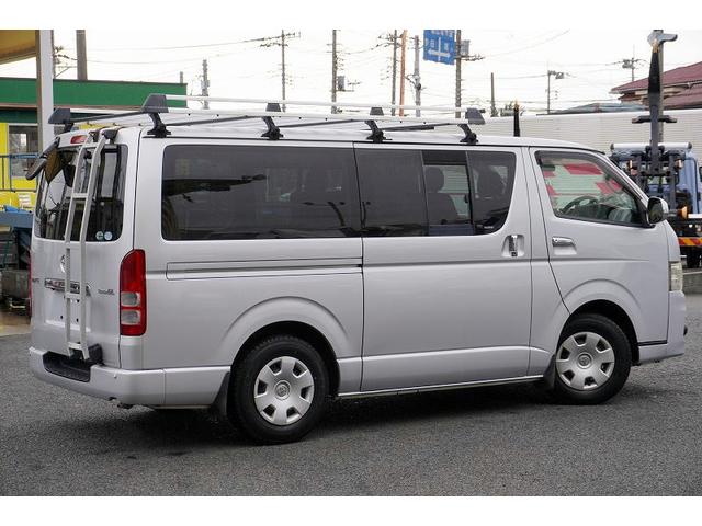 ハイエースバン ロング スーパーGL 5ドア ガソリン パワーゲート 5人乗 トヨタ車体製リフト 荷台板張り ルーフキャリア ラダー バックカメラ ナビ ワンセグTV ETC 小窓 電格ミラー オートエアコン AT リフト リアクリアランスソナー(9枚目)